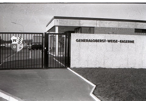 Das Bild kann leider nicht angezeigt werden.